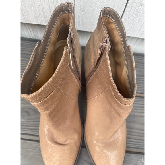 Naturalizer Women's Taupe Ankle Boots Buckle‎ Detail Heel Booties Shoes SZ 11 - Picture 11 of 12